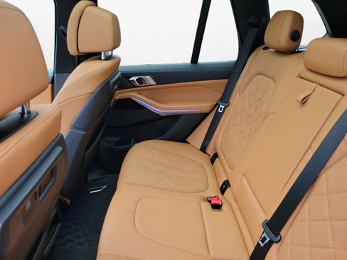 Used 2023 BMW X5 xDrive40i w/ Premium Package image 13