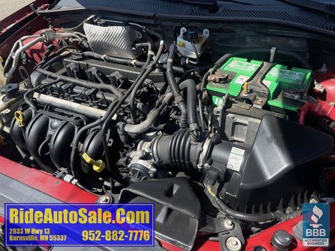 Used 2010 Ford Focus SES FWD image 23