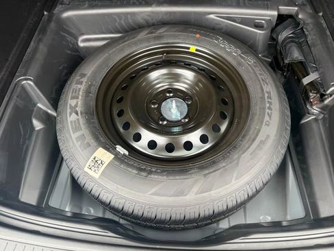 Used 2025 Jeep Grand Cherokee Limited w/ Trailer Tow Package image 31