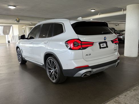 Certified 2024 BMW X3 sDrive30i w/ Premium Package RWD image 3