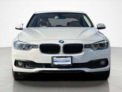 Used 2018 BMW 320i Sedan image 8