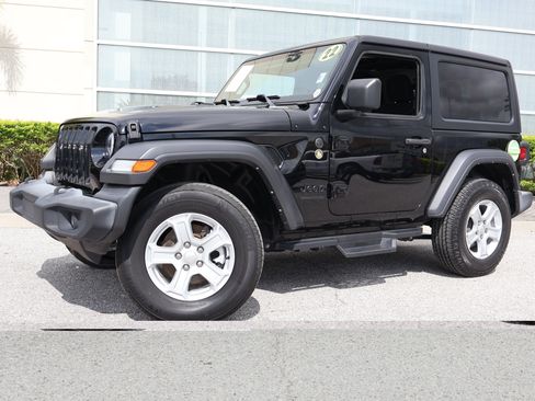 Used 2022 Jeep Wrangler Sport AWD/4WD image 1