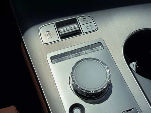 New 2026 Genesis GV70 2.5T Advanced image 37