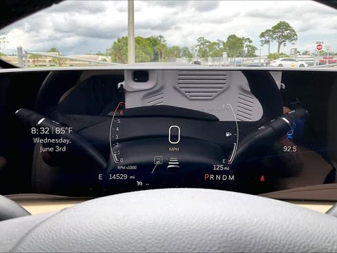 Used 2024 Cadillac XT4 Premium Luxury w/ Technology Package FWD image 24