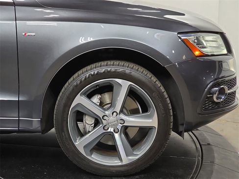 Used 2017 Audi Q5 3.0T Premium Plus w/ Technology Package image 11