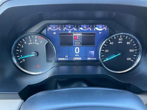 Used 2024 Ford Expedition Limited image 9