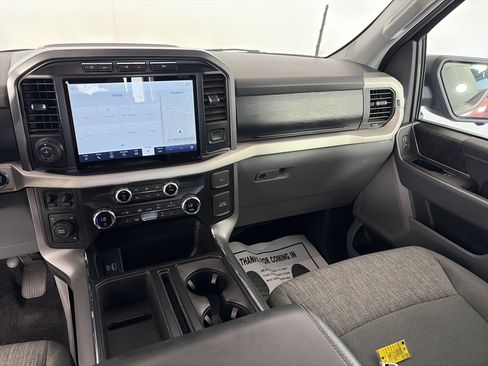 Used 2021 Ford F150 XLT w/ Equipment Group 302A High AWD/4WD image 4