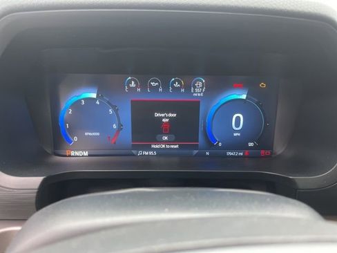 Used 2025 Ford F150 XLT w/ Equipment Group 301A Standard image 13