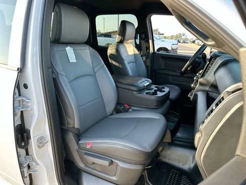 New 2026 RAM 2500 Tradesman w/ Chrome Appearance Group image 23