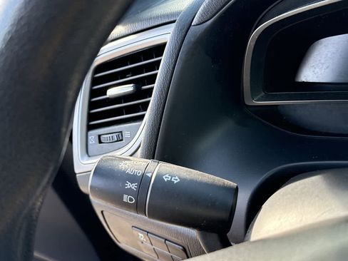 Used 2017 MAZDA MAZDA3 Sport w/ Preferred Equipment Package image 23