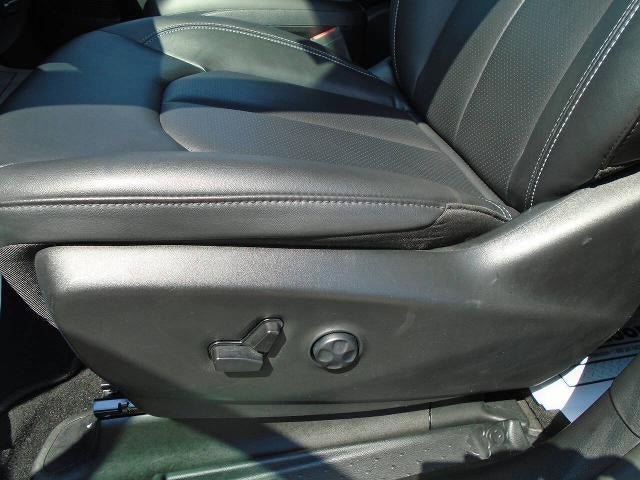 Used 2025 Chrysler Pacifica Select FWD image 17
