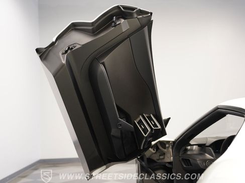 Used 2017 Ford GT image 39