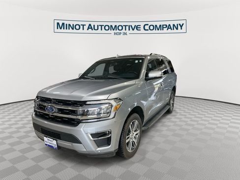 Used 2024 Ford Expedition Limited AWD/4WD image 4