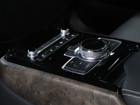 Used 2020 Genesis G90 3.3T Premium image 23