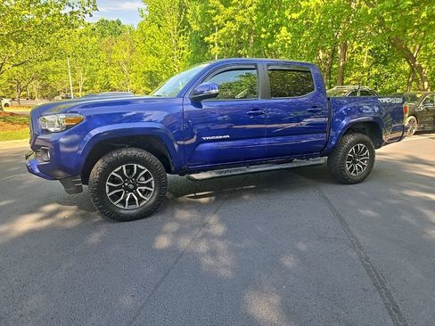 Certified 2023 Toyota Tacoma TRD Sport w/ Technology Package image 1