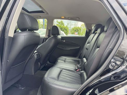 Used 2017 INFINITI QX50 AWD w/ Premium Plus Package image 9