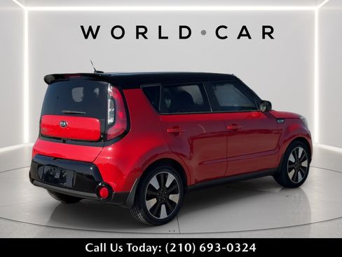 Used 2016 Kia Soul + w/ Designer's Package FWD image 3