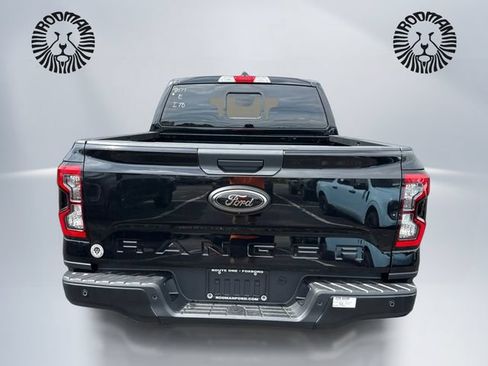 New 2026 Ford Ranger XLT w/ Equipment Group 301A High AWD/4WD image 7