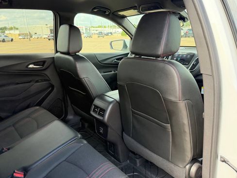 Used 2024 Chevrolet Equinox RS FWD image 37