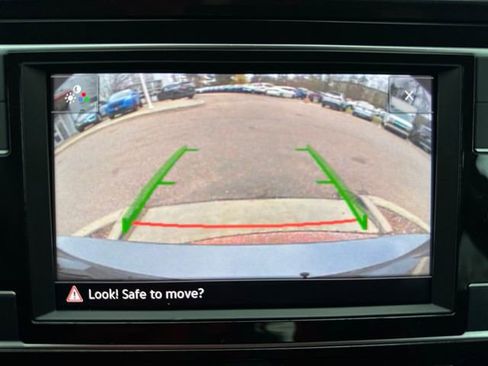 Used 2024 Volkswagen Tiguan S image 17