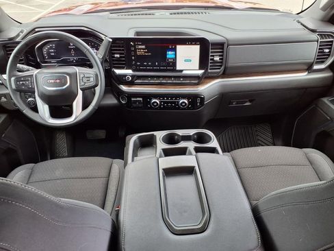 Used 2024 GMC Sierra 1500 Elevation AWD/4WD image 16