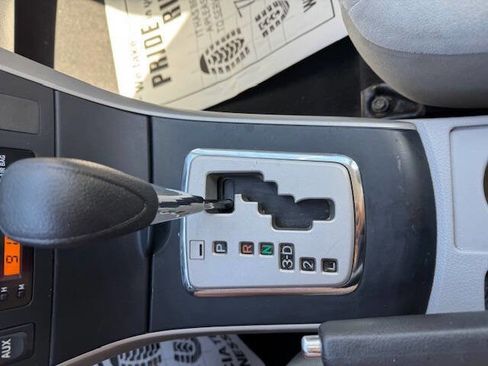 Used 2010 Toyota Corolla LE image 32