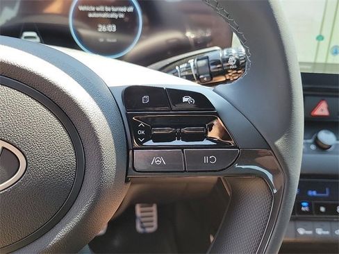 New 2025 Hyundai Elantra SEL image 5