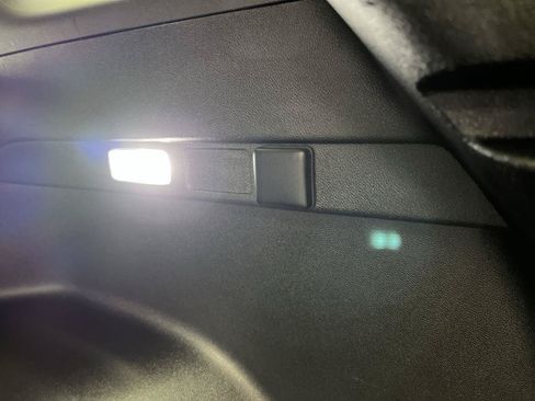 Certified 2025 GMC Terrain Elevation AWD/4WD image 30