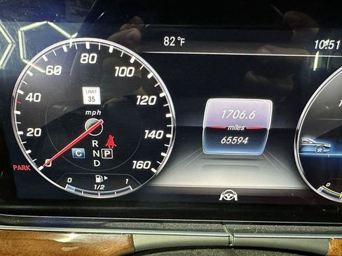 Used 2019 Mercedes-Benz E 300 4MATIC w/ Driver Assistance Package image 15