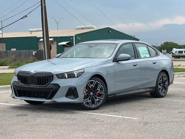 New 2026 BMW 530i w/ M Sport Package RWD image 32