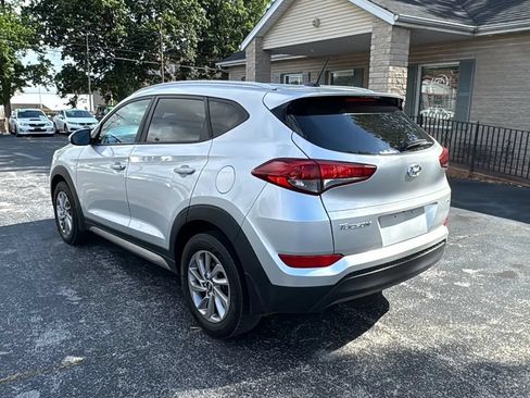 Used 2017 Hyundai Tucson SE w/ SE Popular Package 02 AWD/4WD image 5