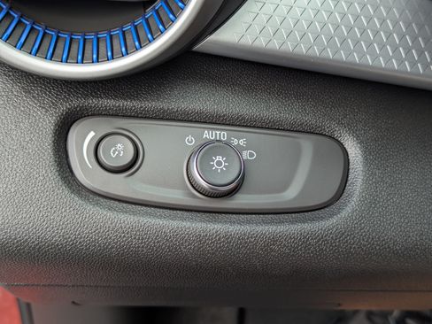 Certified 2024 Chevrolet Trax LS FWD image 26