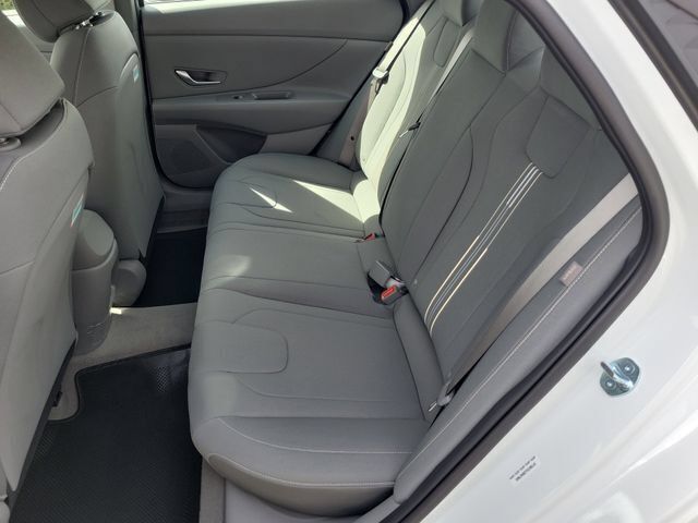 New 2026 Hyundai Elantra Sport FWD image 24