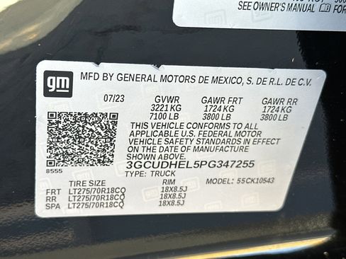 Used 2023 Chevrolet Silverado 1500 ZR2 w/ Technology Package image 29