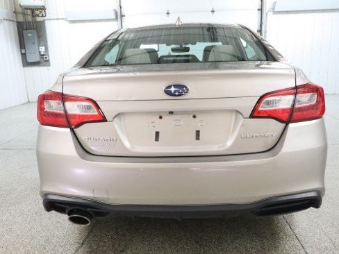 Used 2018 Subaru Legacy 2.5i Premium w/ Eyesight & BSD & Rcta & HBA AWD/4WD image 8