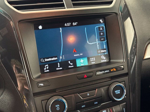 Used 2017 Ford Explorer XLT w/ Equipment Group 202A FWD image 23