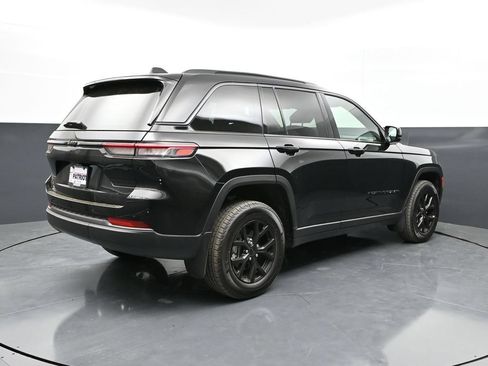 New 2026 Jeep Grand Cherokee Altitude AWD/4WD image 26