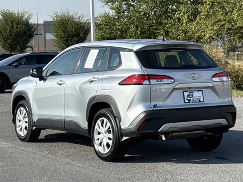 Used 2022 Toyota Corolla Cross L image 25