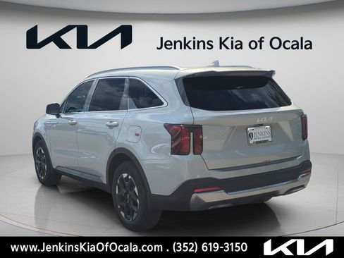 New 2026 Kia Sorento S w/ S Panoramic Sunroof Package image 5