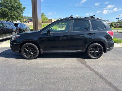 Used 2018 Subaru Forester 2.5i Premium w/ Popular Package #2A AWD/4WD image 5