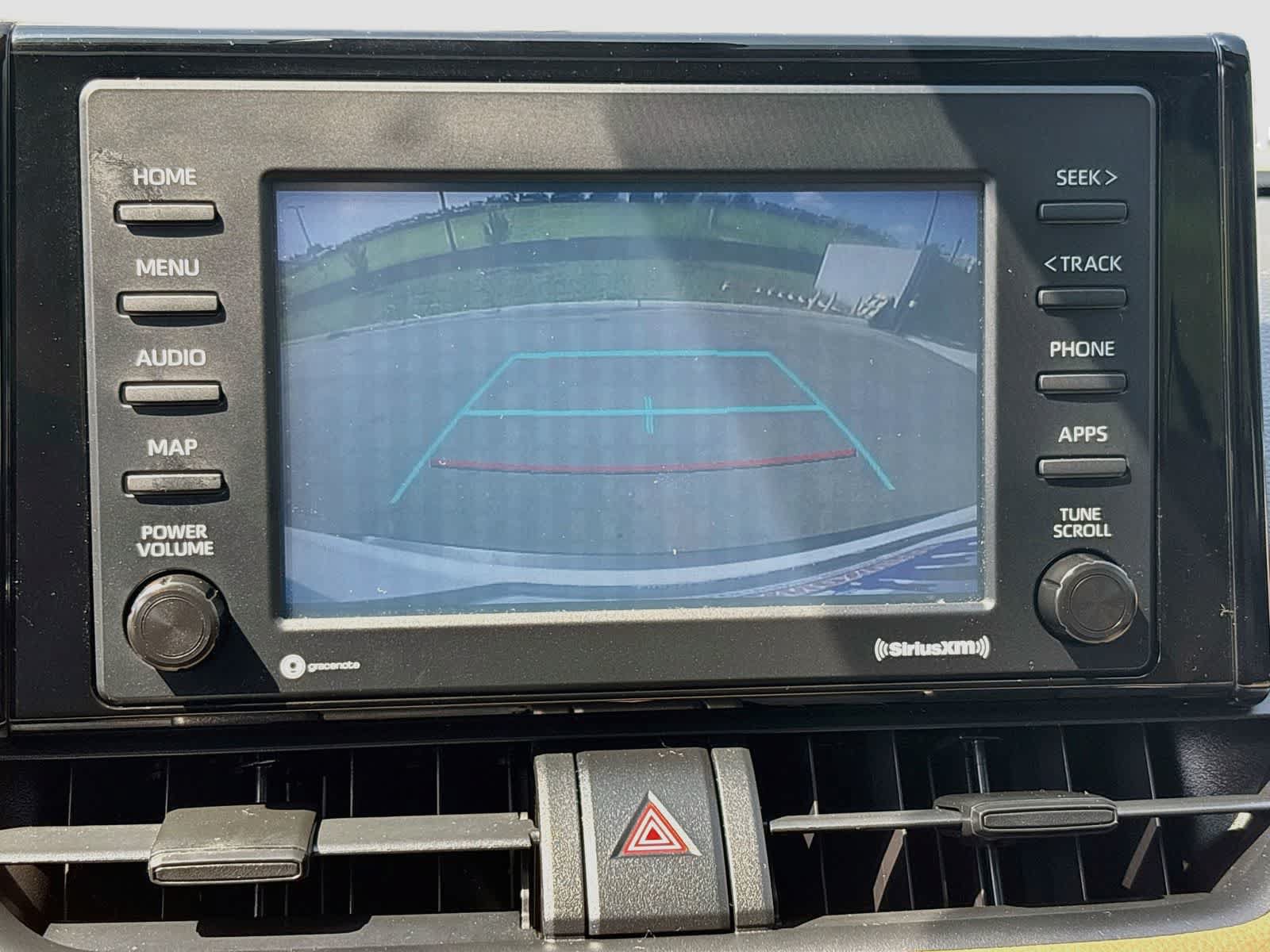 Used 2021 Toyota RAV4 XLE w/ Convenience Package FWD image 14