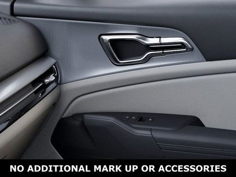 New 2026 Kia Sportage EX image 25