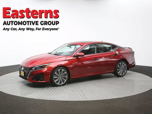 Used 2023 Nissan Altima 2.5 SL FWD image 57