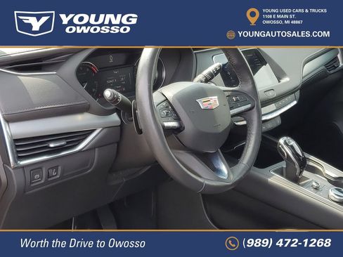 Used 2022 Cadillac XT4 Premium Luxury w/ Cold Weather Package AWD/4WD image 11