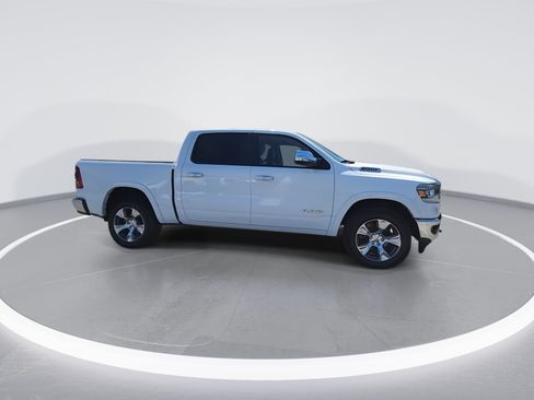 Used 2021 RAM 1500 Laramie AWD/4WD image 4