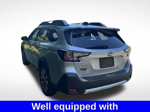 Used 2024 Subaru Outback Touring AWD/4WD image 3