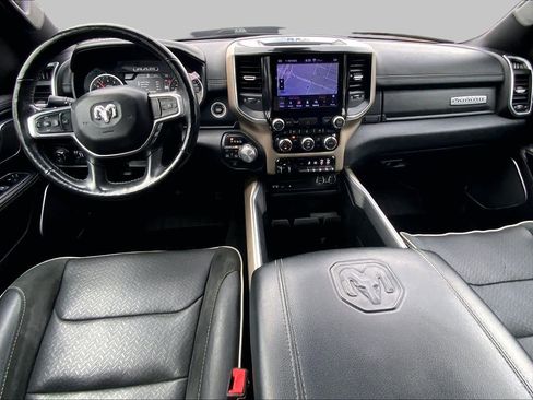 Used 2019 RAM 1500 Laramie AWD/4WD image 16