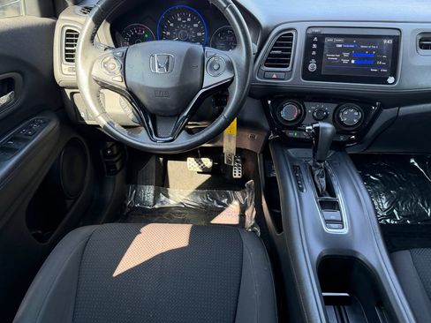 Used 2021 Honda HR-V Sport image 13