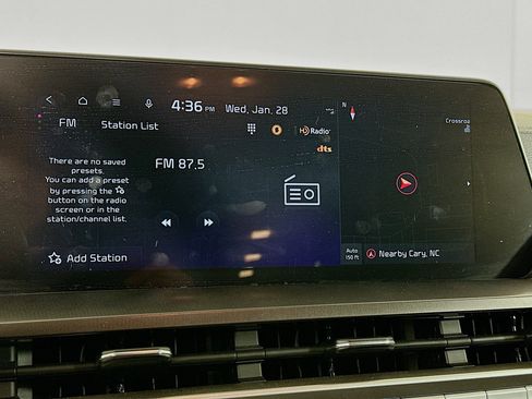 Used 2023 Kia Telluride S image 21