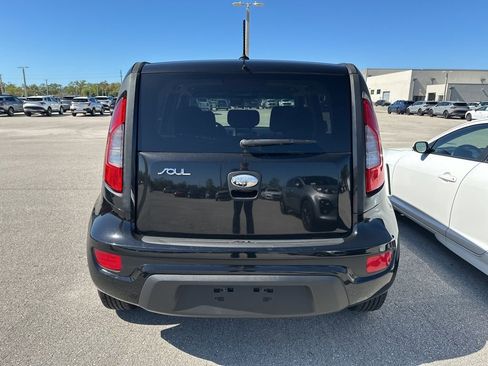 Used 2013 Kia Soul Base image 6